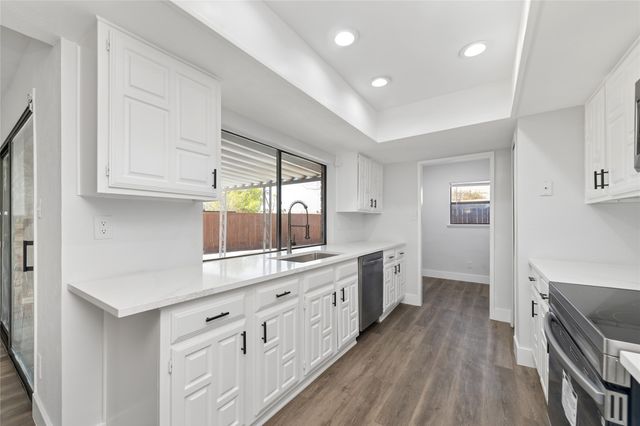 2119 Meadfoot Road, Carrollton, TX 75007