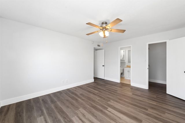 2119 Meadfoot Road, Carrollton, TX 75007