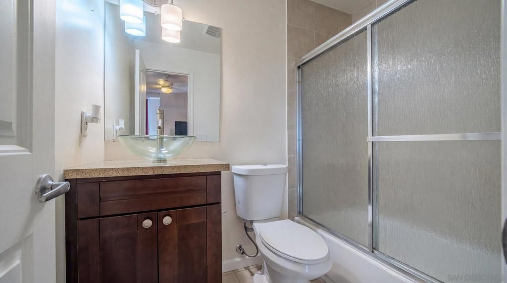 Image 6 of property listing at 525 25Th, San Diego, CA 92102