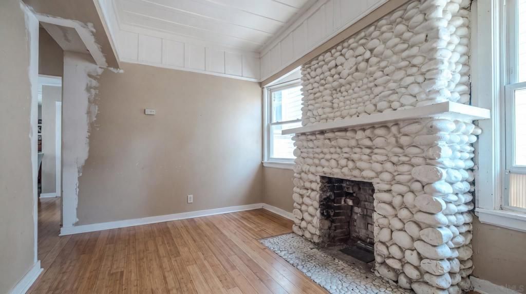 Image 9 of property listing at 525 25Th, San Diego, CA 92102