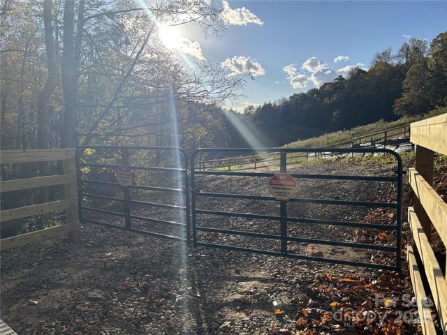 000 Cook Cove Road 2, Weaverville, NC 28787