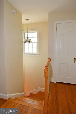 1531 PATRICK HENRY DR, Arlington, VA 22205