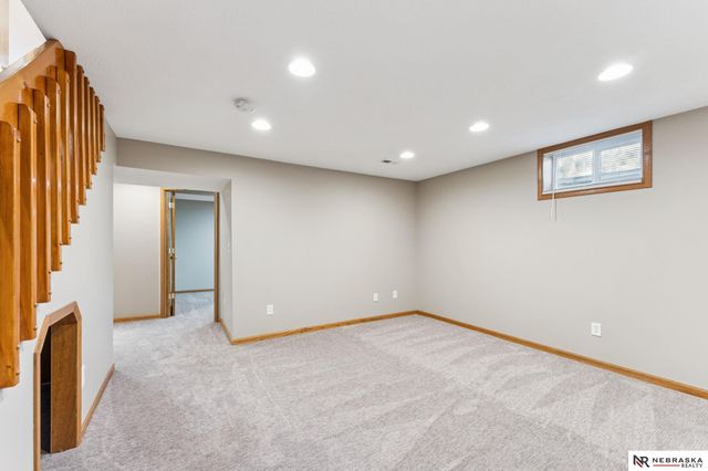 5002 S 59th Street, Omaha, NE 68117