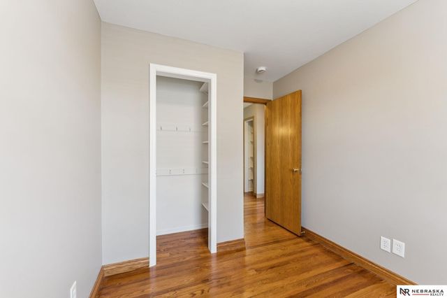 5002 S 59th Street, Omaha, NE 68117