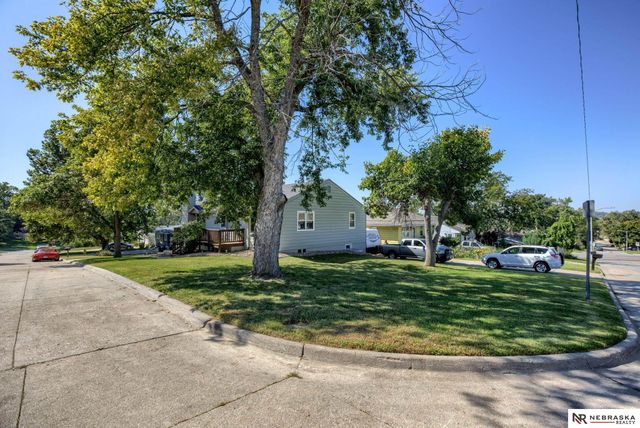 5002 S 59th Street, Omaha, NE 68117