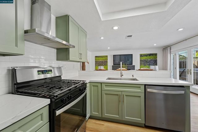 4860 Reno Ln, Richmond, CA 94803