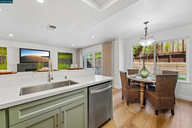 4860 Reno Ln, Richmond, CA 94803