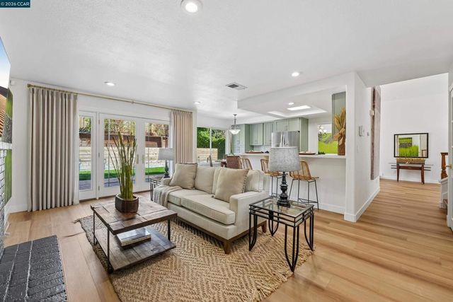 4860 Reno Ln, Richmond, CA 94803