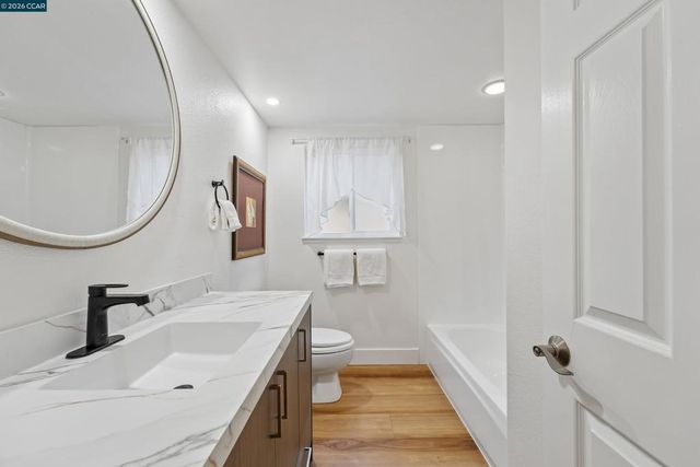 4860 Reno Ln, Richmond, CA 94803