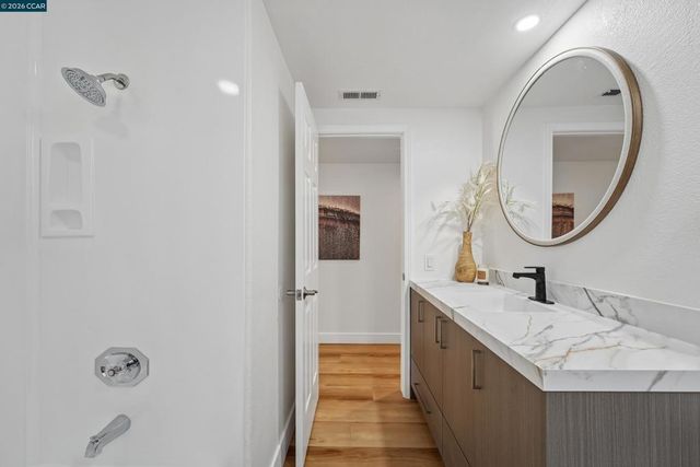 4860 Reno Ln, Richmond, CA 94803