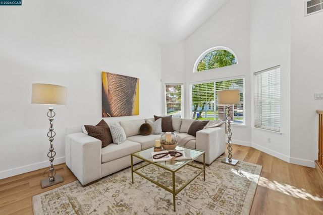 4860 Reno Ln, Richmond, CA 94803