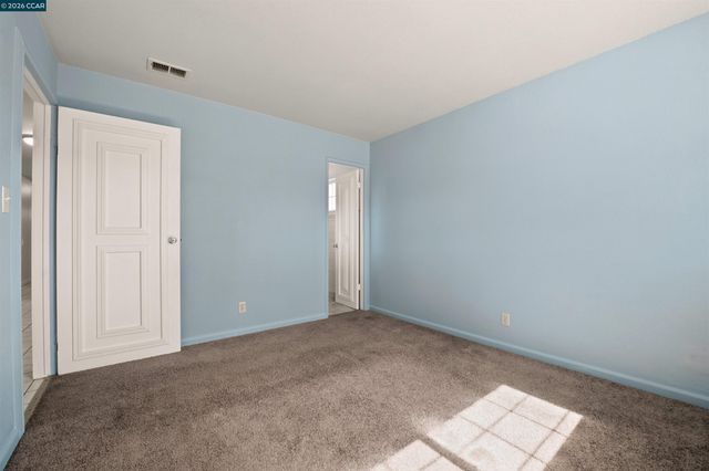 306 Winchester St, Vallejo, CA 94590