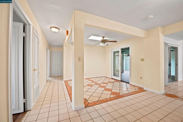 306 Winchester St, Vallejo, CA 94590