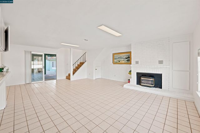306 Winchester St, Vallejo, CA 94590