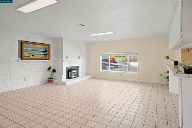 306 Winchester St, Vallejo, CA 94590