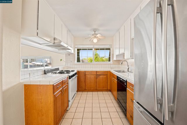 306 Winchester St, Vallejo, CA 94590