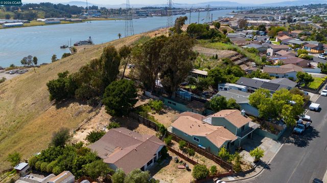 306 Winchester St, Vallejo, CA 94590