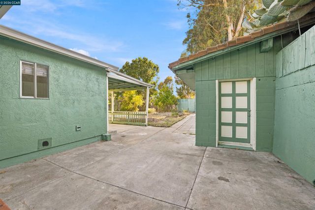 306 Winchester St, Vallejo, CA 94590