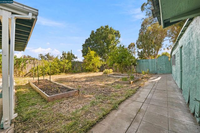 306 Winchester St, Vallejo, CA 94590