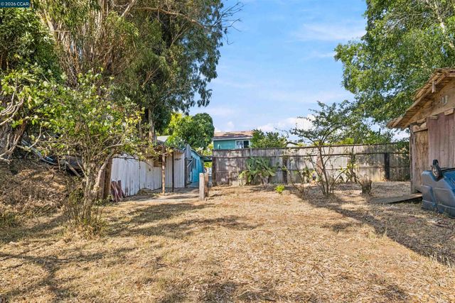 306 Winchester St, Vallejo, CA 94590