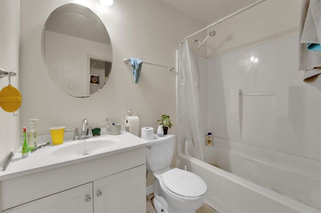 342 Meadowhill Drive, Garland, TX 75043