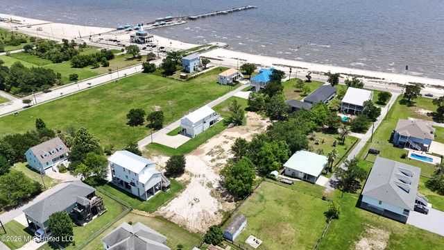 109 Saint Joseph Street, Waveland, MS 39576