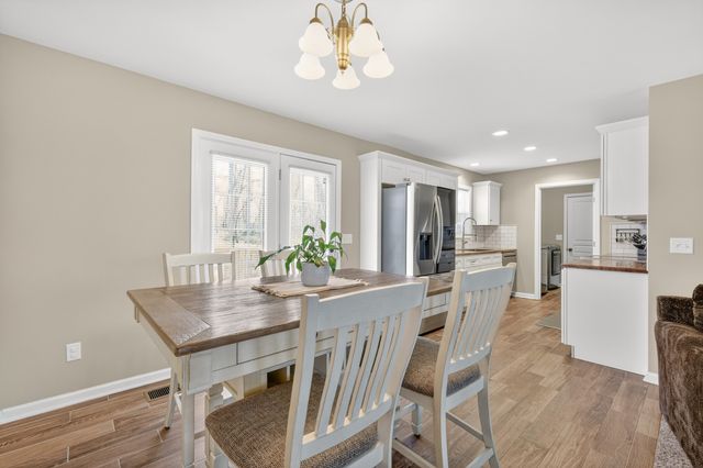 980 White Rd, Portland, TN 37148