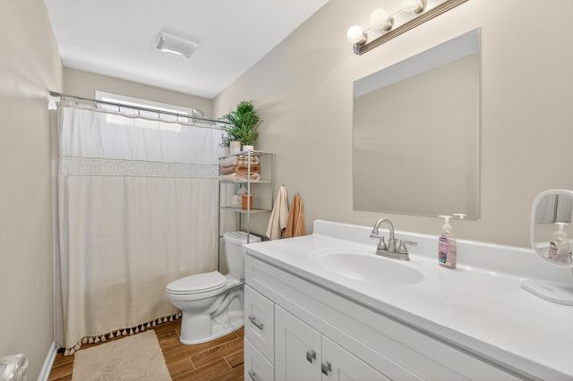 980 White Rd, Portland, TN 37148