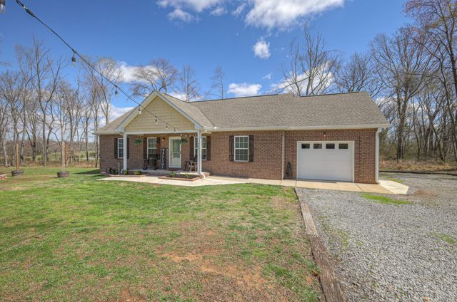 980 White Rd, Portland, TN 37148