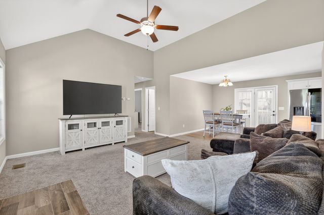 980 White Rd, Portland, TN 37148