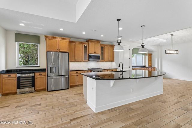 122 PINE MANOR Drive, Jacksonville, FL 32081