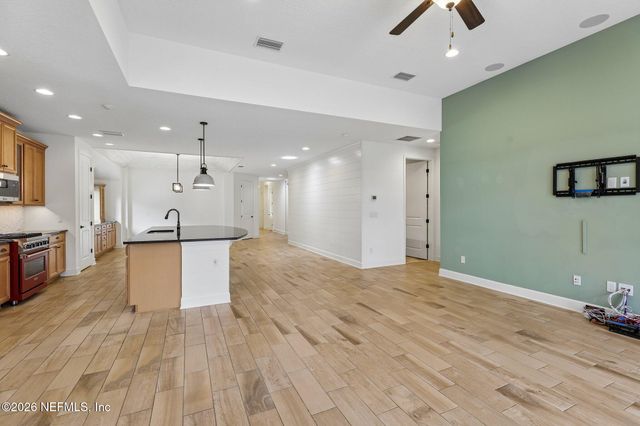 122 PINE MANOR Drive, Jacksonville, FL 32081