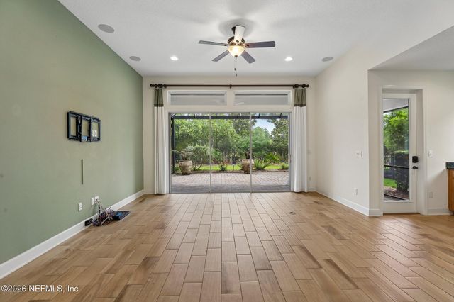 122 PINE MANOR Drive, Jacksonville, FL 32081