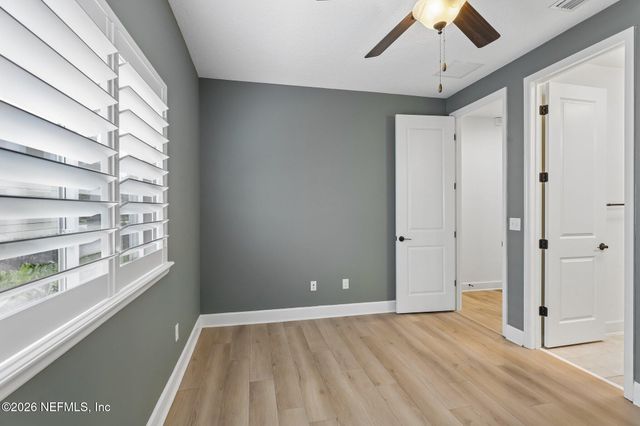 122 PINE MANOR Drive, Jacksonville, FL 32081