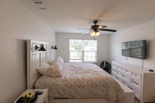 270 Oglethorpe Circle, Moncks Corner, SC 29461