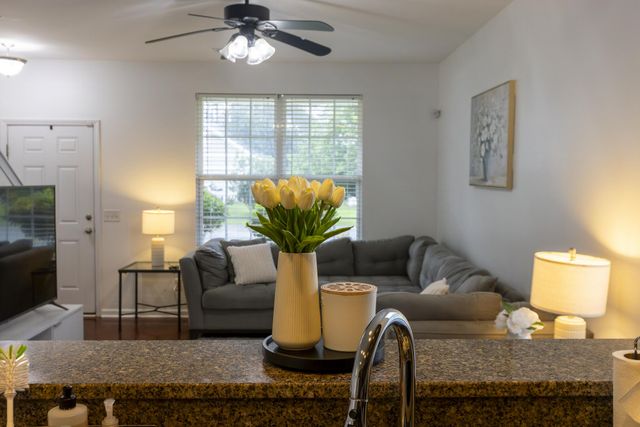 270 Oglethorpe Circle, Moncks Corner, SC 29461