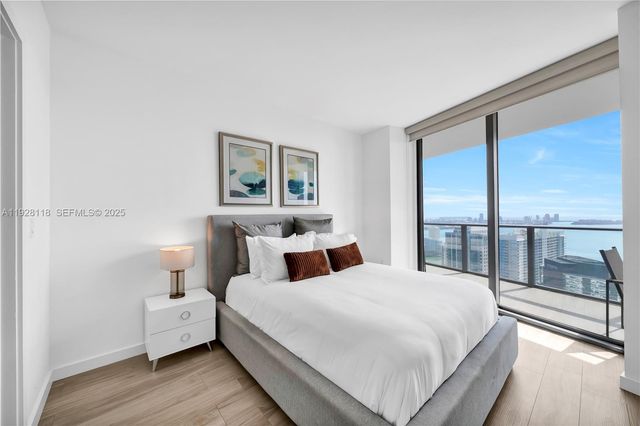 1300 S Miami Ave 4402, Miami, FL 33130