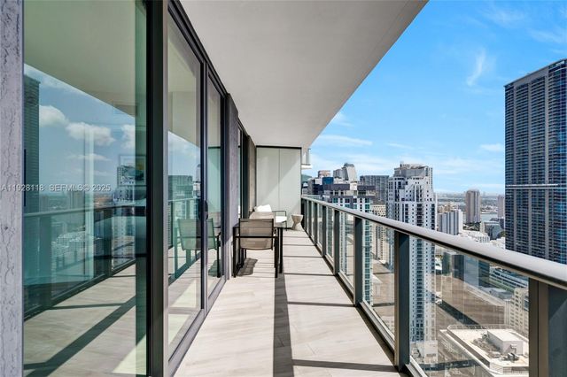 1300 S Miami Ave 4402, Miami, FL 33130