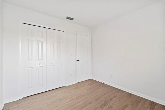 1709 Da Vinci DR, Virginia Beach, VA 23454