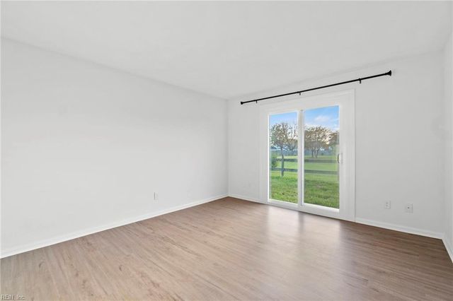 1709 Da Vinci DR, Virginia Beach, VA 23454