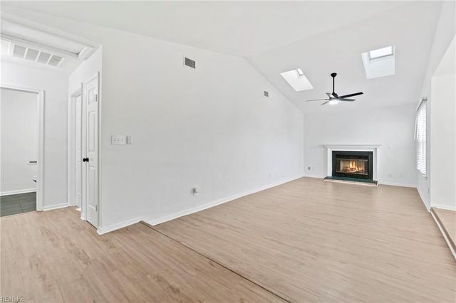 1709 Da Vinci DR, Virginia Beach, VA 23454