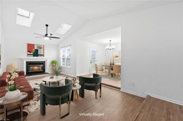 1709 Da Vinci DR, Virginia Beach, VA 23454