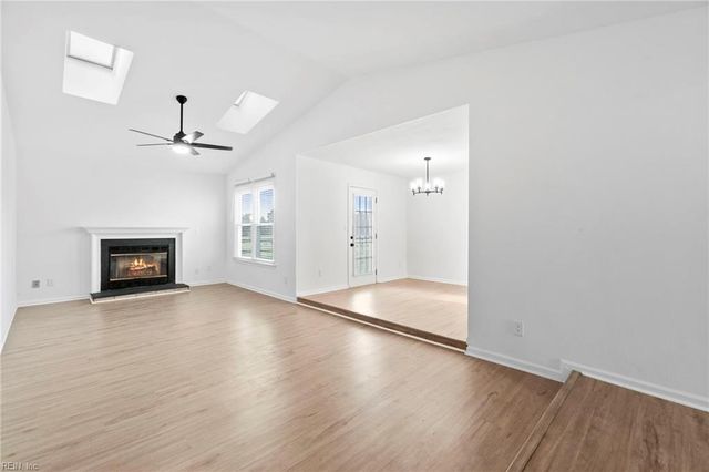 1709 Da Vinci DR, Virginia Beach, VA 23454