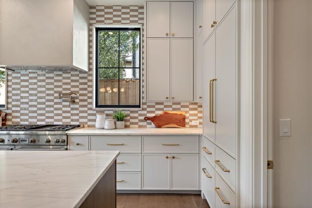 2705 Warren ST, Austin, TX 78703