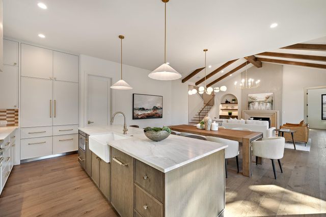 2705 Warren ST, Austin, TX 78703