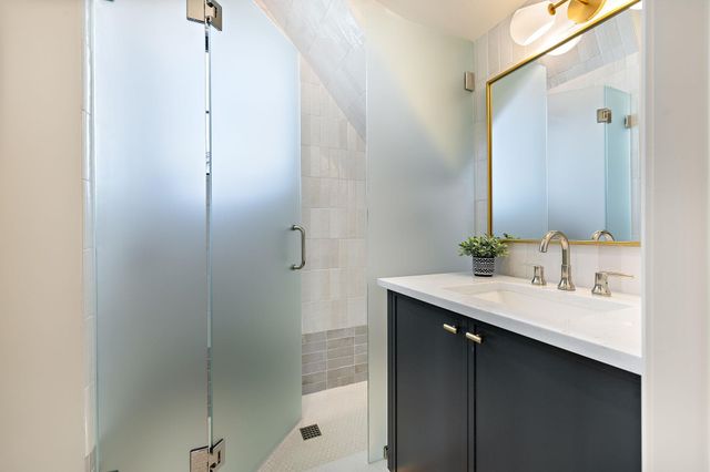 2705 Warren ST, Austin, TX 78703