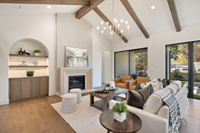 2705 Warren ST, Austin, TX 78703