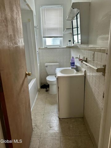 2320 10th Avenue, Watervliet, NY 12189