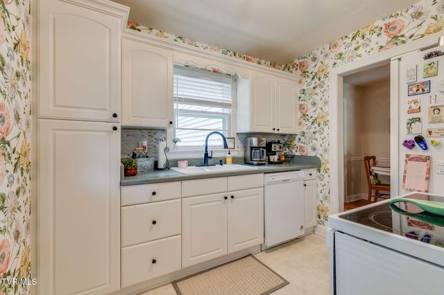 49 24th Street, Bristol, TN 37620