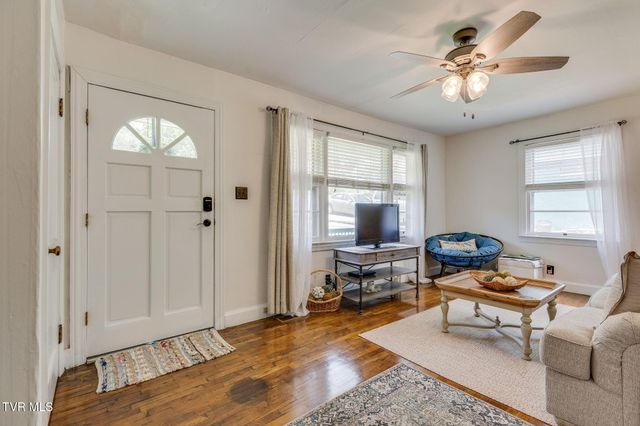 49 24th Street, Bristol, TN 37620
